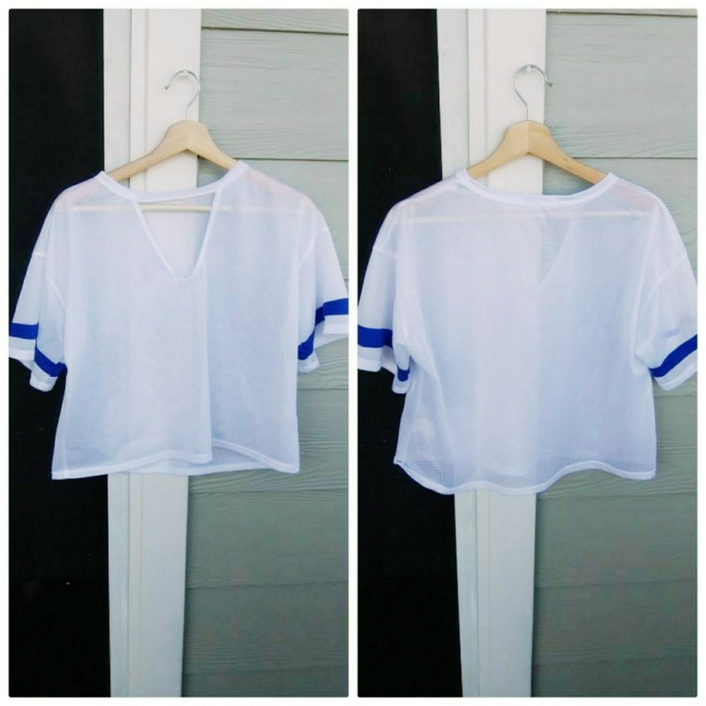 3 for $20: Mesh Athletic Crop Top w/ Blue Stripes-Size XL - Picture 2 of 7